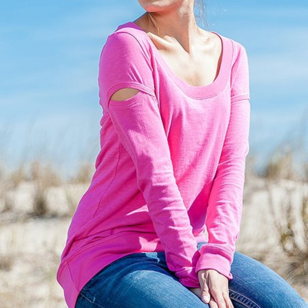 Devon Maryn Pink Cutout Peek-a-Boo Sweatshirt L